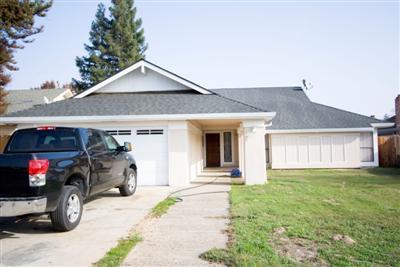 2406 Dels Ln, Turlock, CA 95382 photo 1
