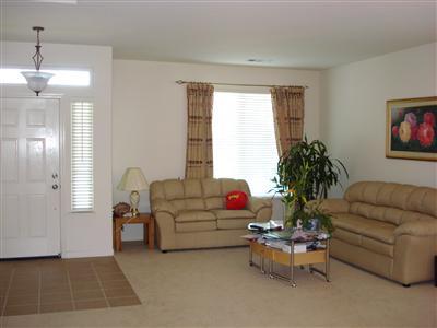 743 Bishop St, Manteca, CA 95337 photo 1