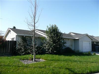 2171 Bonds, Escalon, CA 95320 photo 1