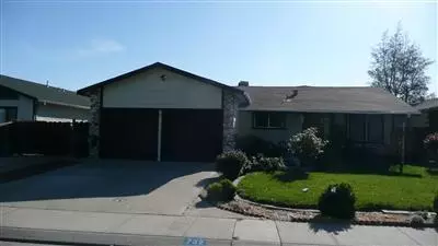 732 Emerald Pl, Manteca, CA 95336 photo 1
