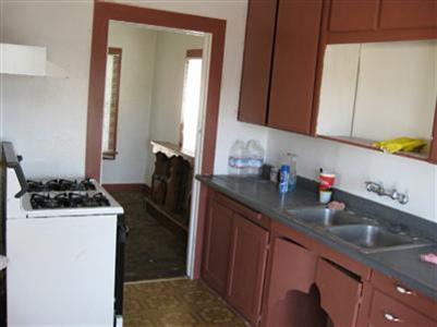 813 8th St, Turlock, CA 95380 photo 2
