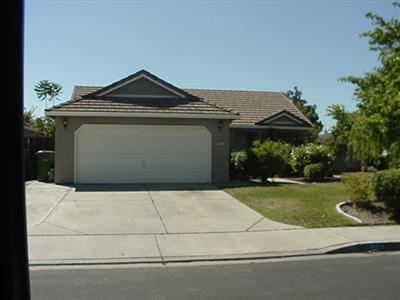 1853 5th St, Turlock, CA 95380 photo 1