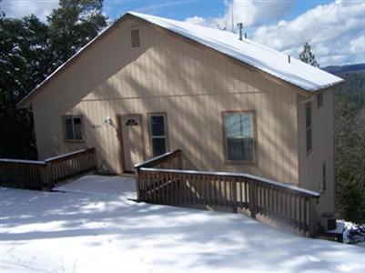 20229 Chapel Dr, Tuolumne, CA 95379 photo 1
