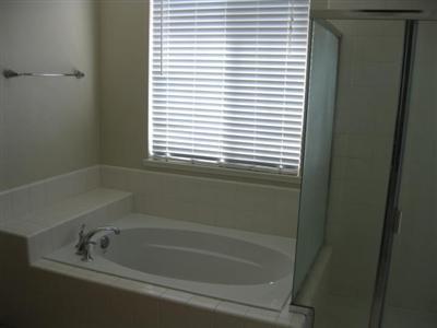 3105 Iron Gate Dr, Modesto, CA 95355 photo 9