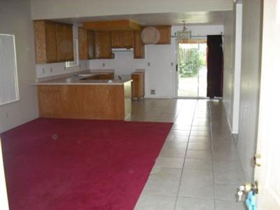 2261 Yorktown, Merced, CA 95341 photo 2