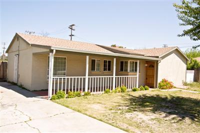1017 Chicago Ave, Modesto, CA 95351 photo 1