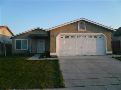 568 Saint Teresa St, Merced, CA 95341 photo 1