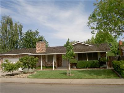 3716 Columbine Dr, Modesto, CA 95356 photo 1