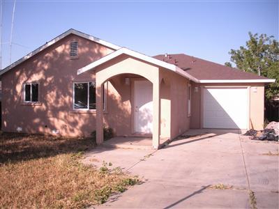 8516 Wilson St, Patterson, CA 95363 photo 1