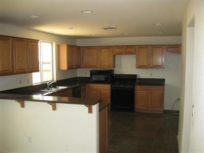 1102 Pipit Dr, Patterson, CA 95363 photo 4