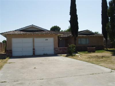 1224 5th St, Turlock, CA 95380 photo 1