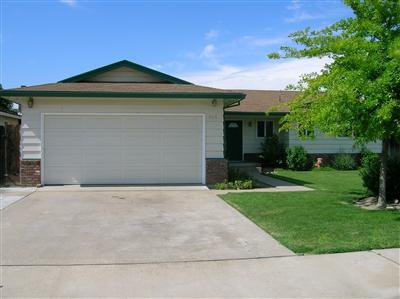 265 Baylor Ave, Turlock, CA 95382 photo 1