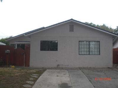 327 E 21st St, Tracy, CA 95376 photo 1