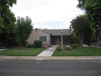 1221 E 21st St, Merced, CA 95340 photo 1