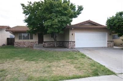 840 Gary St, Turlock, CA 95382 photo 1