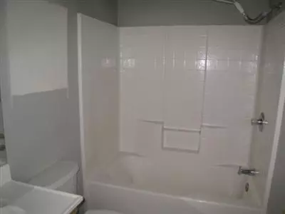 458 E Golf Cir, Manteca, CA 95337 photo 5