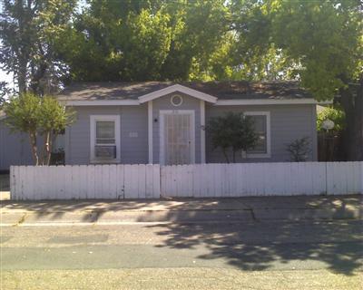 216 Olive Ct, Lodi, CA 95240 photo 1