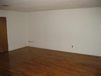 412 Longfellow Ave, Modesto, CA 95351 photo 8