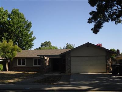 2408 Stone Crop Ln, Modesto, CA 95355 photo 1