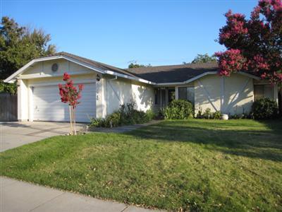 568 Swallow Dr, Manteca, CA 95336 photo 1