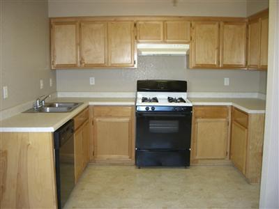 10 S Dana Ave, Planada, CA 95365 photo 4