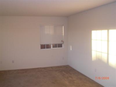 28 S Dana Ave, Planada, CA 95365 photo 5