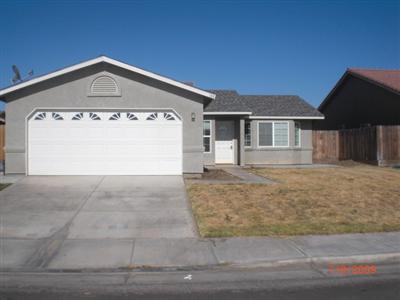 100 S Dana Ave, Planada, CA 95365 photo 1