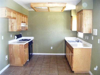 58 La Purisima St, Merced, CA 95341 photo 2