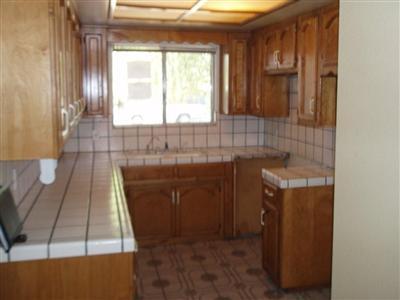 33 Manor Ave, Gustine, CA 95322 photo 2