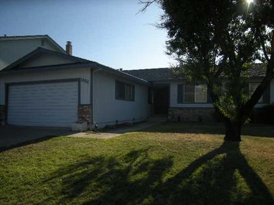1063 Compass Ln, Manteca, CA 95337 photo 1