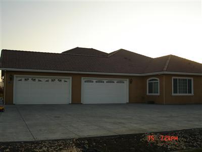 16497 Locust Ave, Patterson, CA 95363 photo 2
