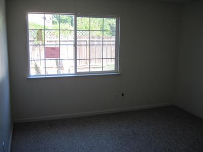 308 Capistrano Dr, Modesto, CA 95354 photo 4