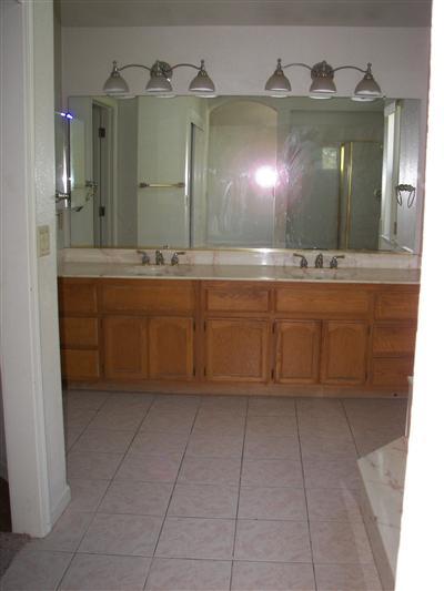 400 N Mcclure Rd, Modesto, CA 95357 photo 4