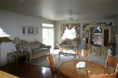 1677 Hastings Dr, Manteca, CA 95336 photo 4
