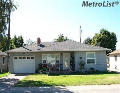 1420 W Graffigna Ave, Lodi, CA 95242 photo 1