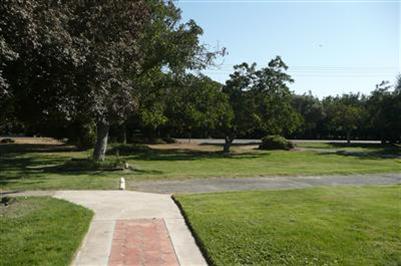 3237 Ladd Rd, Modesto, CA 95356 photo 4