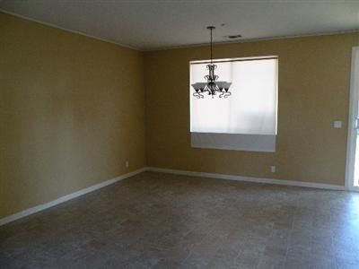 609 Ivy Loop, Winters, CA 95694 photo 4