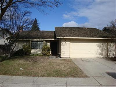 2816 Pinnacles Dr, Modesto, CA 95358 photo 1