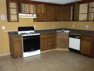 1529 Placer Ave, Modesto, CA 95358 photo 2