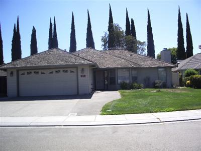 945 Creekside Pl, Manteca, CA 95336 photo 1