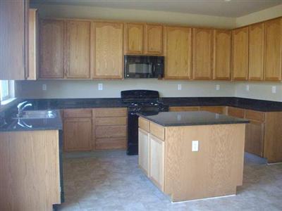 1253 Baxter Dr, Merced, CA 95348 photo 2