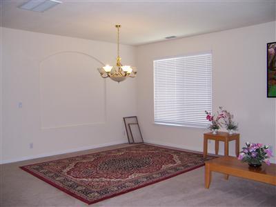 2126 Pedro Ln, Tracy, CA 95377 photo 2