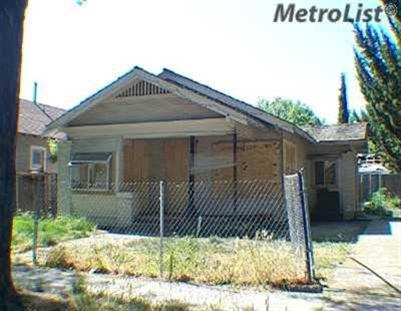 327 Linden St, Modesto, CA 95351 photo 1
