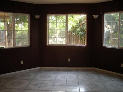 34 S Benicia Ct, Planada, CA 95365 photo 4