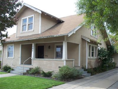 241 S Hutchins St, Lodi, CA 95240 photo 1