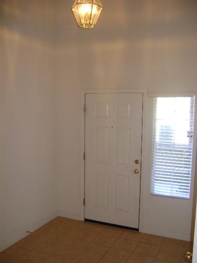 2124 Carson Oak Ct, Modesto, CA 95355 photo 2
