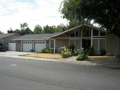 3449 Osborne Dr, Modesto, CA 95350 photo 1