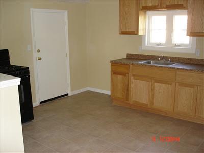 1715 Olympia St, Modesto, CA 95358 photo 9
