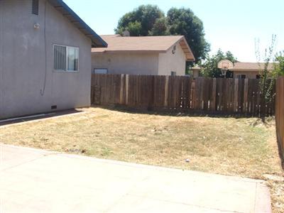 303 Campos Ct, Planada, CA 95365 photo 8