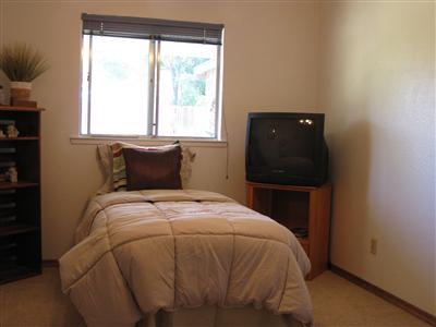 948 Emory Way, Merced, CA 95341 photo 4